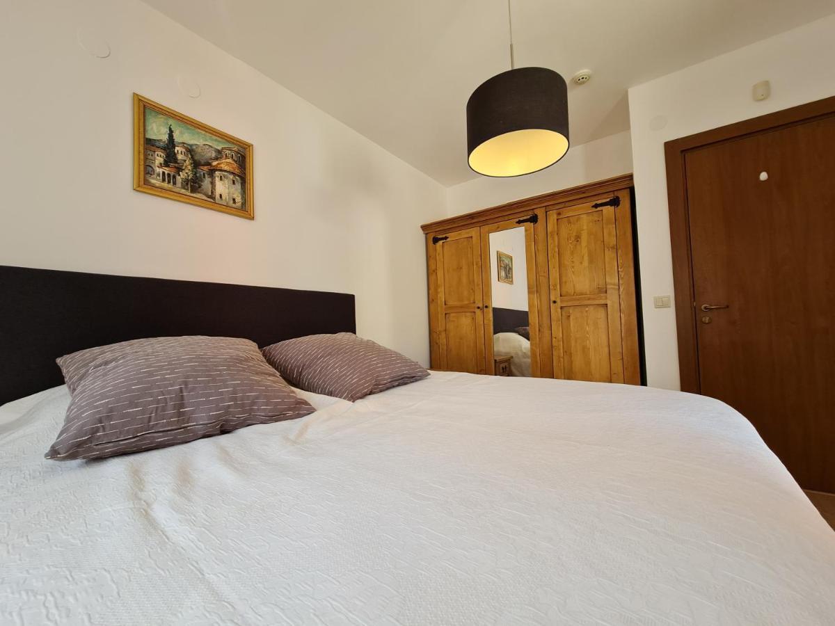 Pirin Golf Apartment Home With Private Garden Bansko Eksteriør bilde