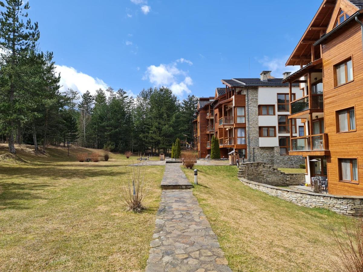 Pirin Golf Apartment Home With Private Garden Bansko Eksteriør bilde